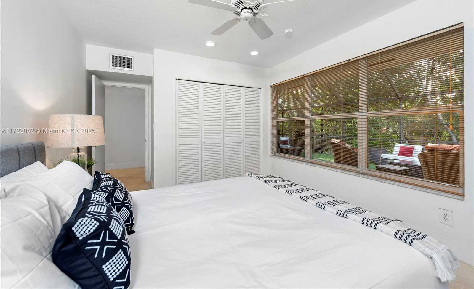 Small Image of 19860 NORTH EAST 24TH CT, Miami Number 19