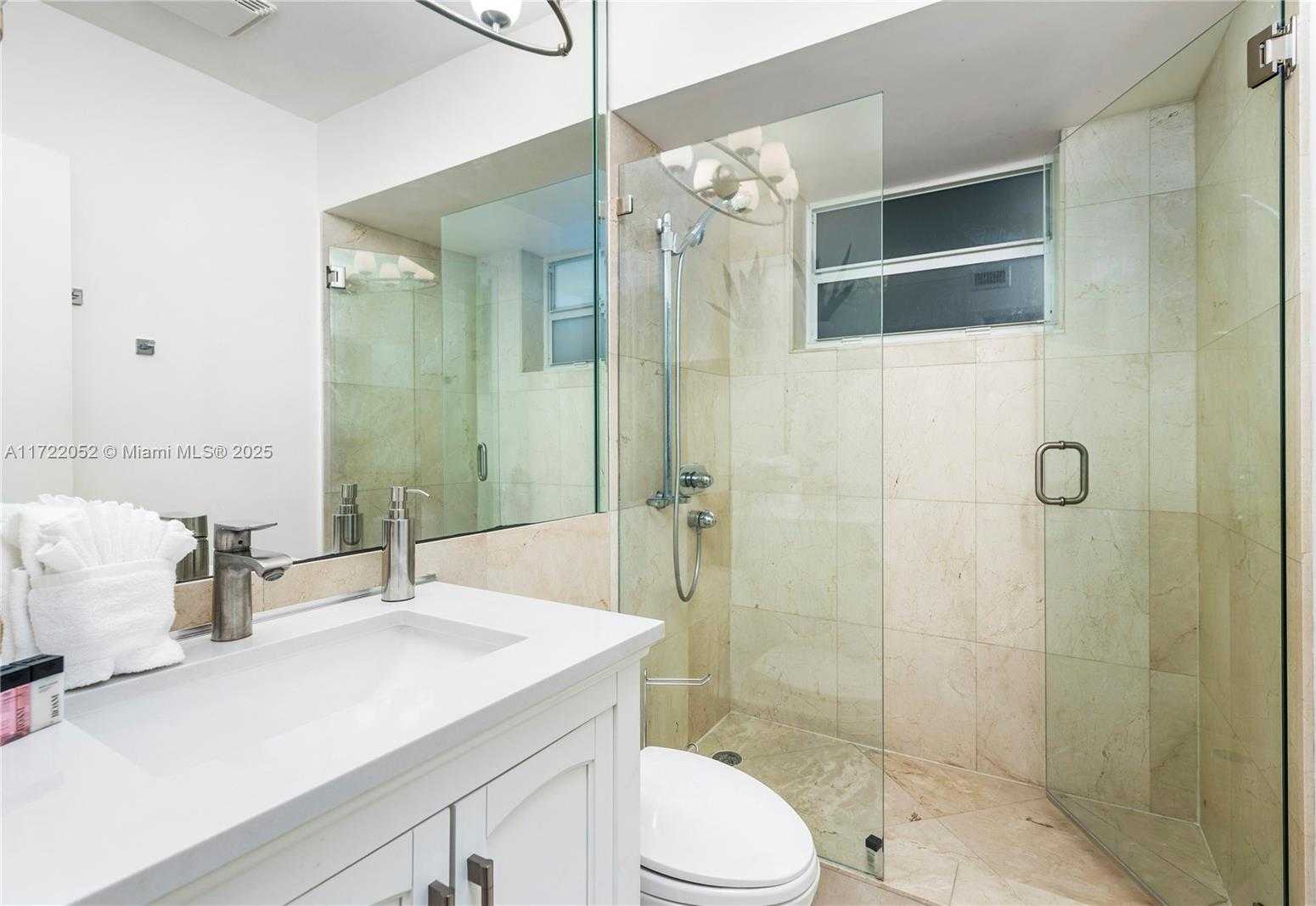 Small Image of 19860 NORTH EAST 24TH CT, Miami Number 24