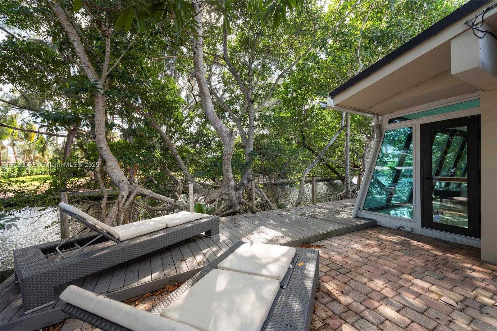 Small Image of 19860 NORTH EAST 24TH CT, Miami Number 35