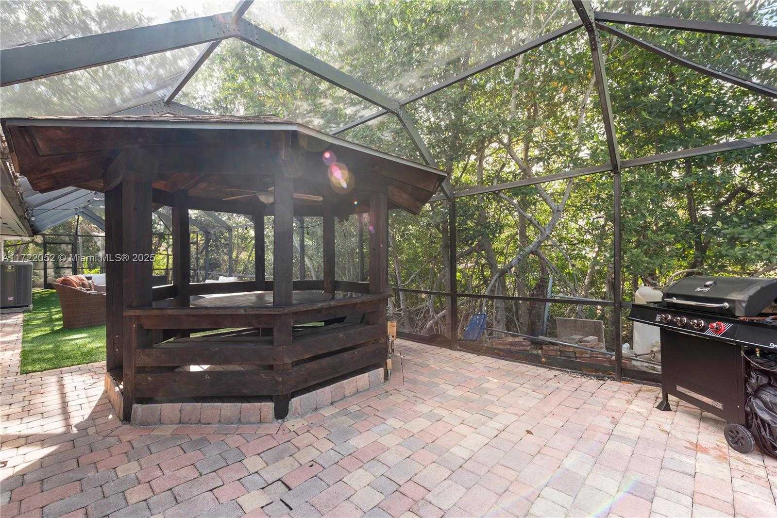 Small Image of 19860 NORTH EAST 24TH CT, Miami Number 36