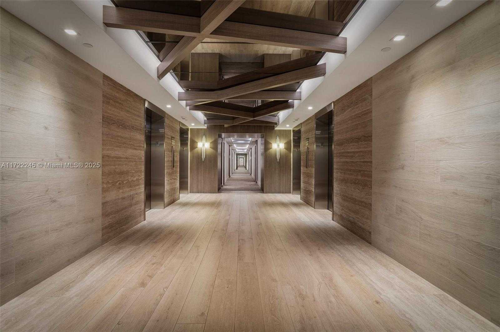 Small Image of 2301 COLLINS AVE #1432, Miami Beach Number 74