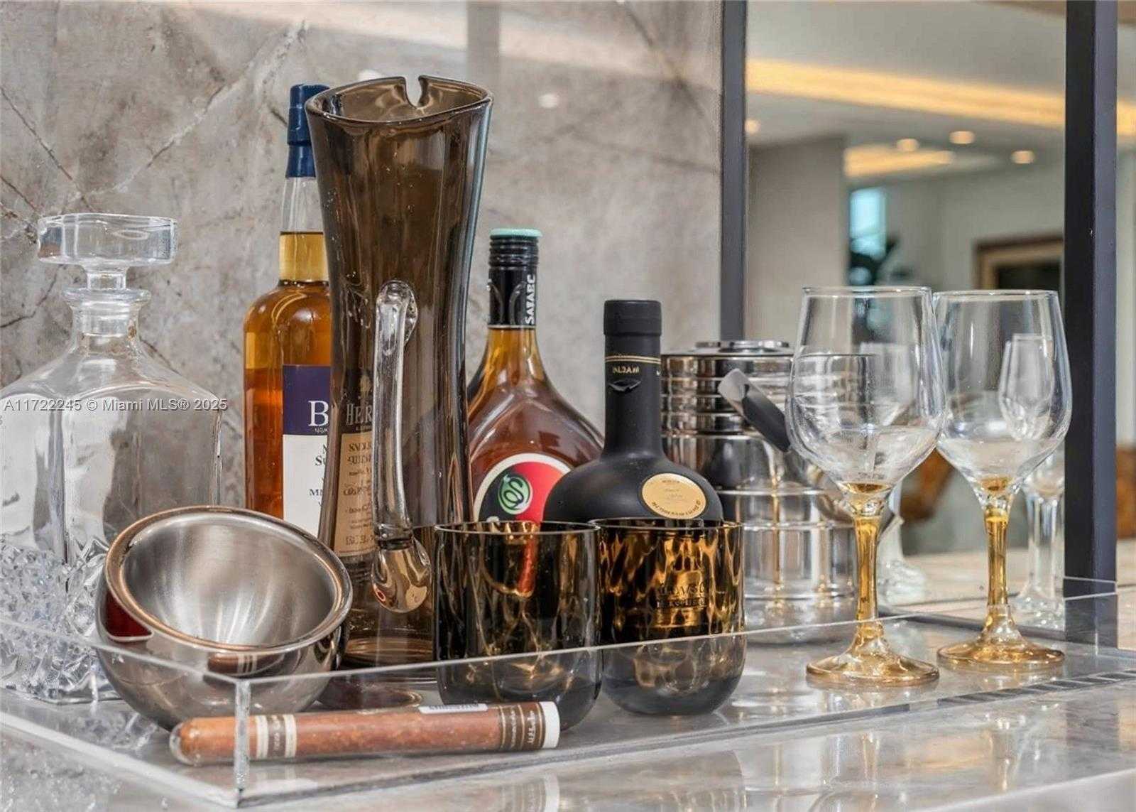 Small Image of 2301 COLLINS AVE #1432, Miami Beach Number 8