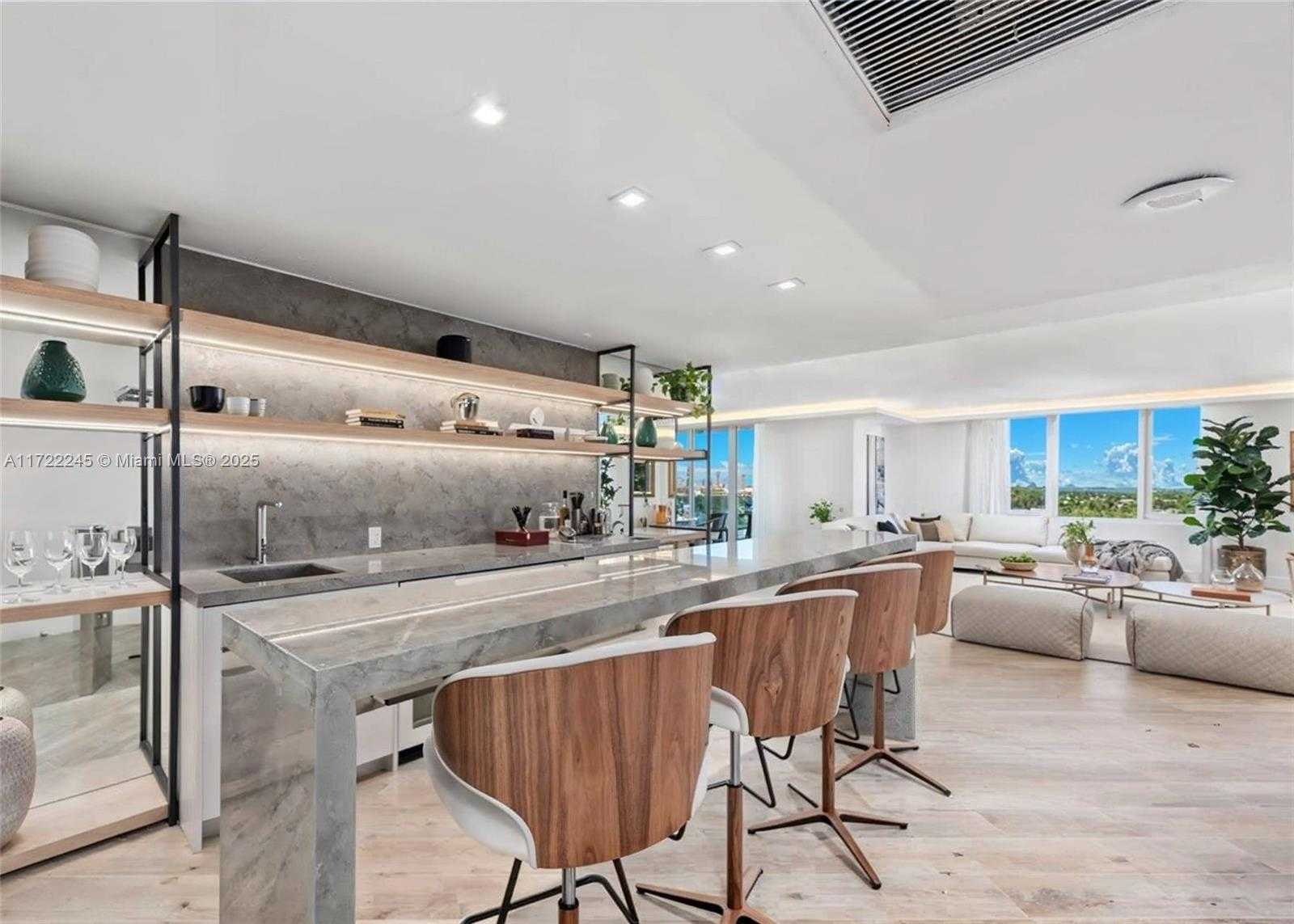 Small Image of 2301 COLLINS AVE #1432, Miami Beach Number 9