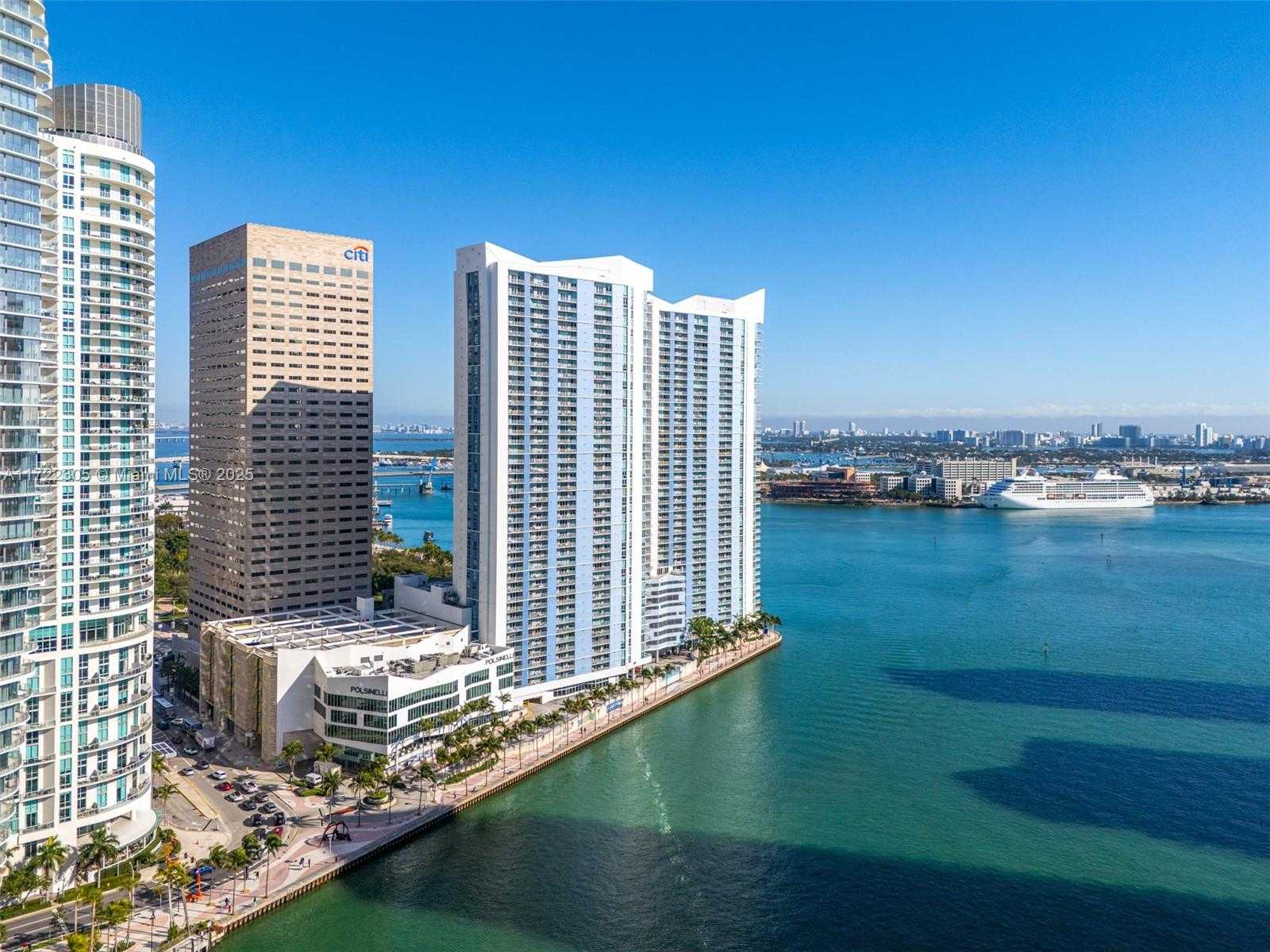 Small Image of 325 SOUTH BISCAYNE BLVD #2919, Miami Number 18
