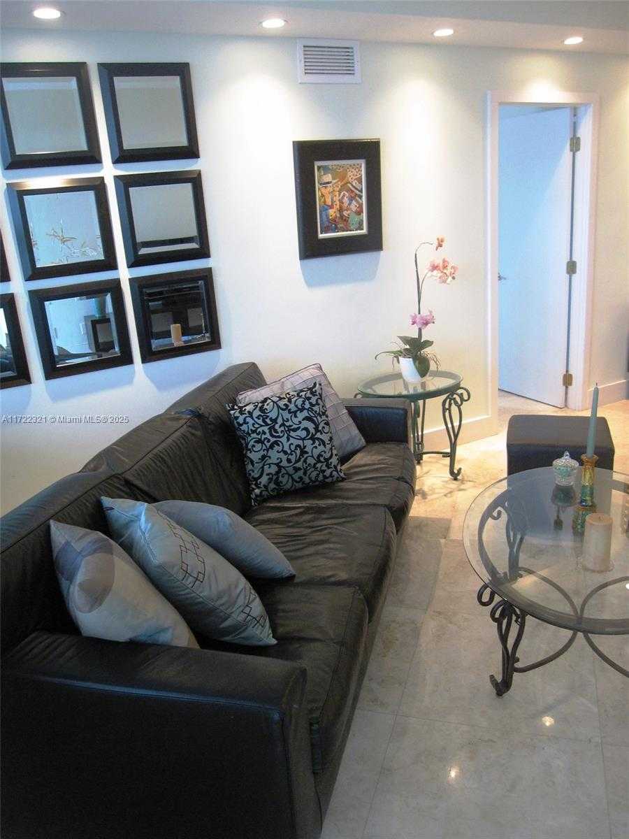 Small Image of 100 LINCOLN RD #444, Miami Beach Number 3