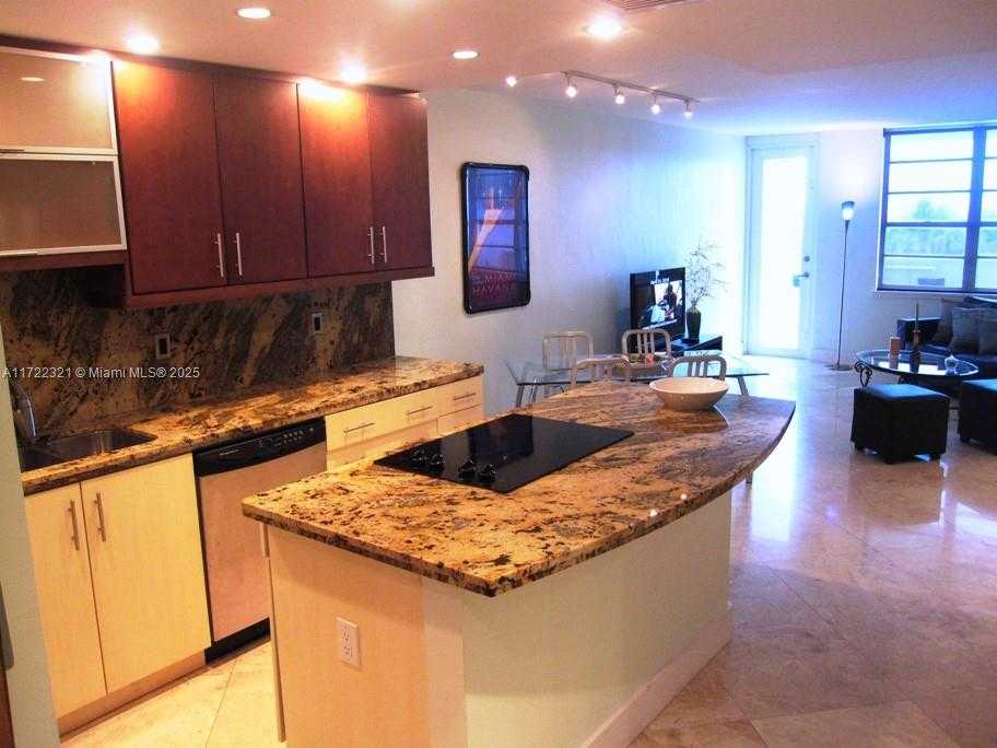 Small Image of 100 LINCOLN RD #444, Miami Beach Number 9