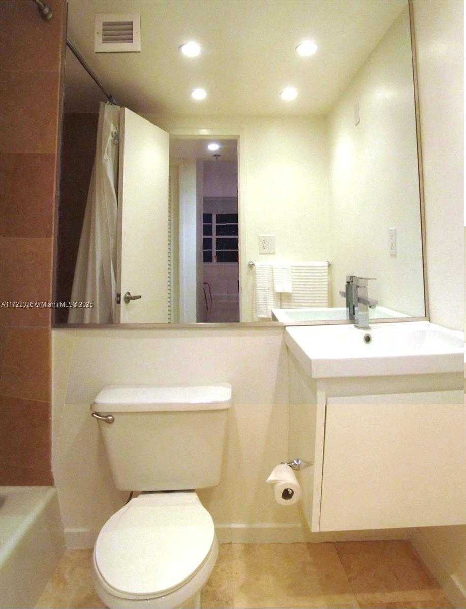 Small Image of 100 LINCOLN RD #847, Miami Beach Number 11