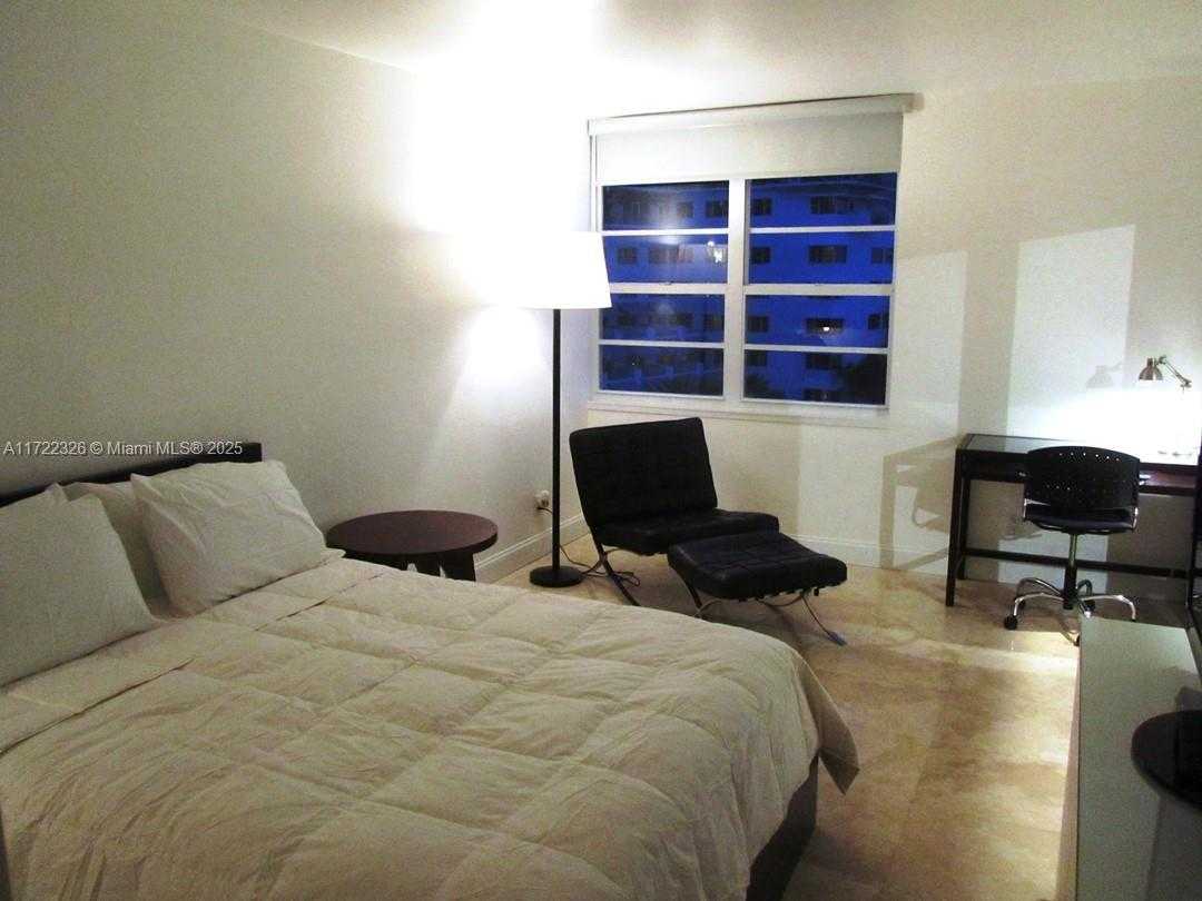 Small Image of 100 LINCOLN RD #847, Miami Beach Number 2