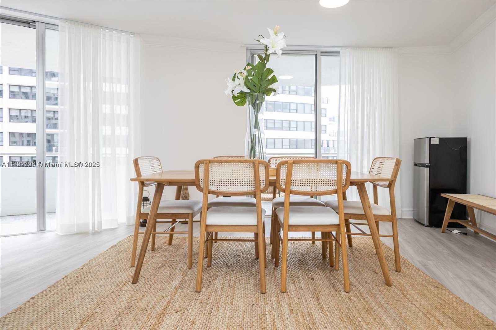 Small Image of 5161 COLLINS AVE #812, Miami Beach Number 24