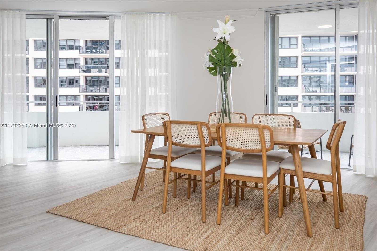 Small Image of 5161 COLLINS AVE #812, Miami Beach Number 26