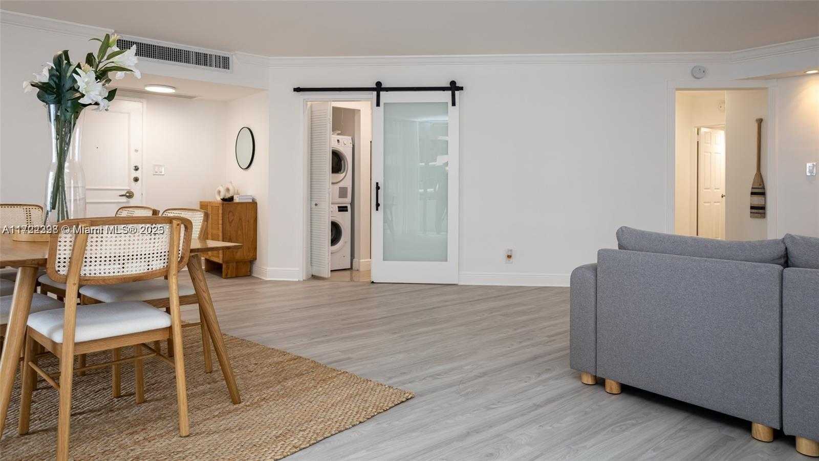 Small Image of 5161 COLLINS AVE #812, Miami Beach Number 28