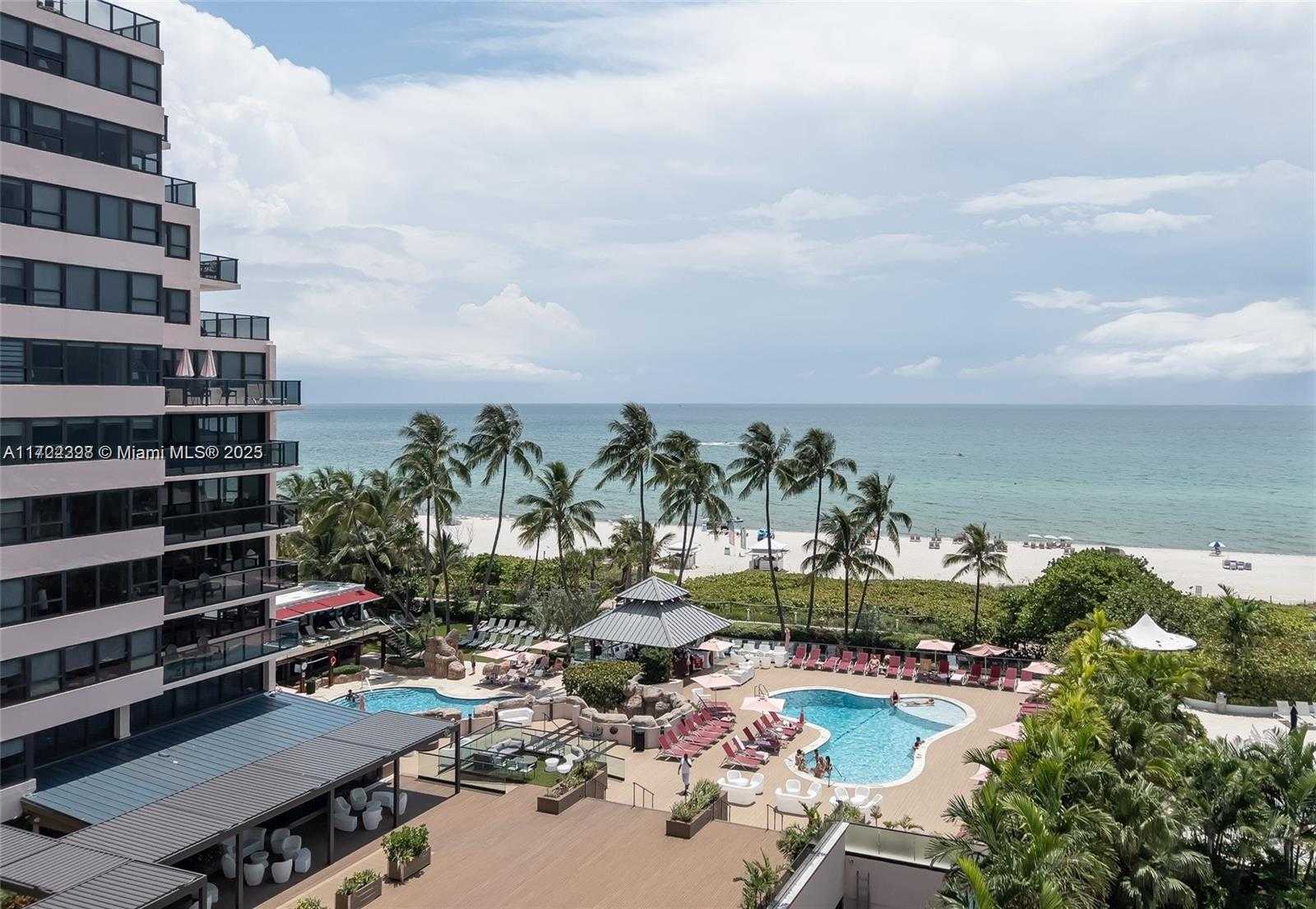 Small Image of 5161 COLLINS AVE #812, Miami Beach Number 3