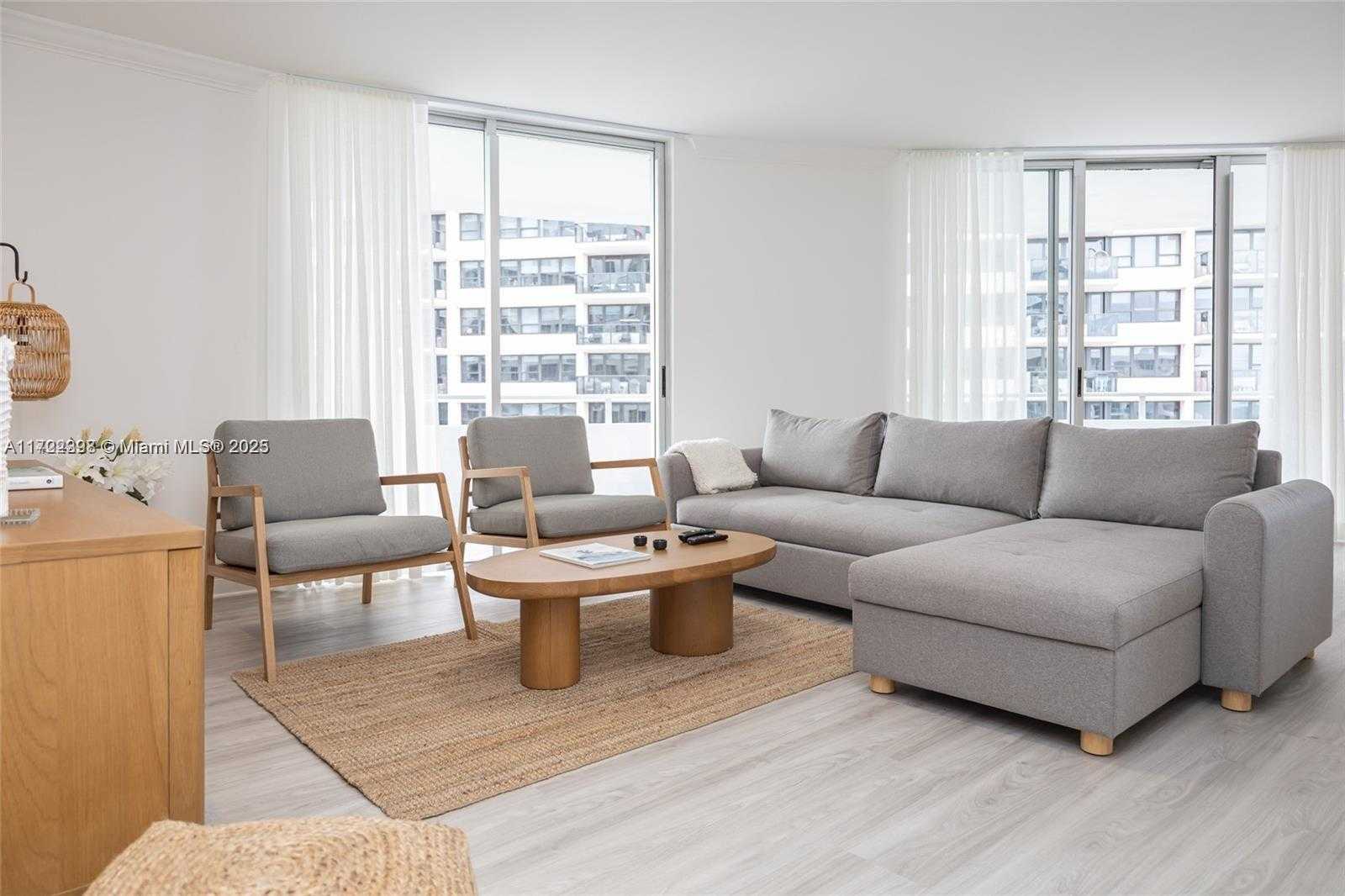 Small Image of 5161 COLLINS AVE #812, Miami Beach Number 32