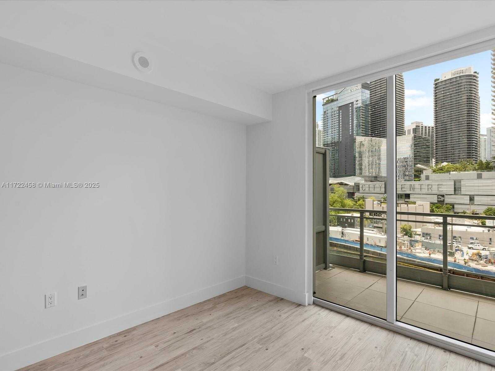Small Image of 92 SOUTH WEST 3RD ST #704, Miami Number 20