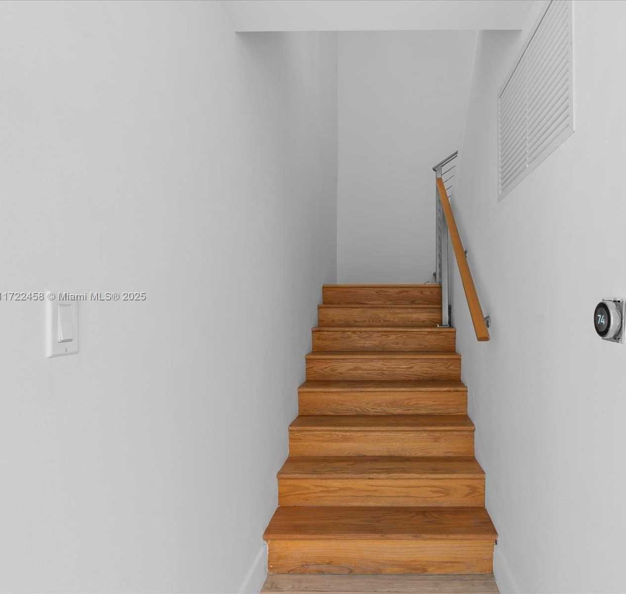 Small Image of 92 SOUTH WEST 3RD ST #704, Miami Number 27