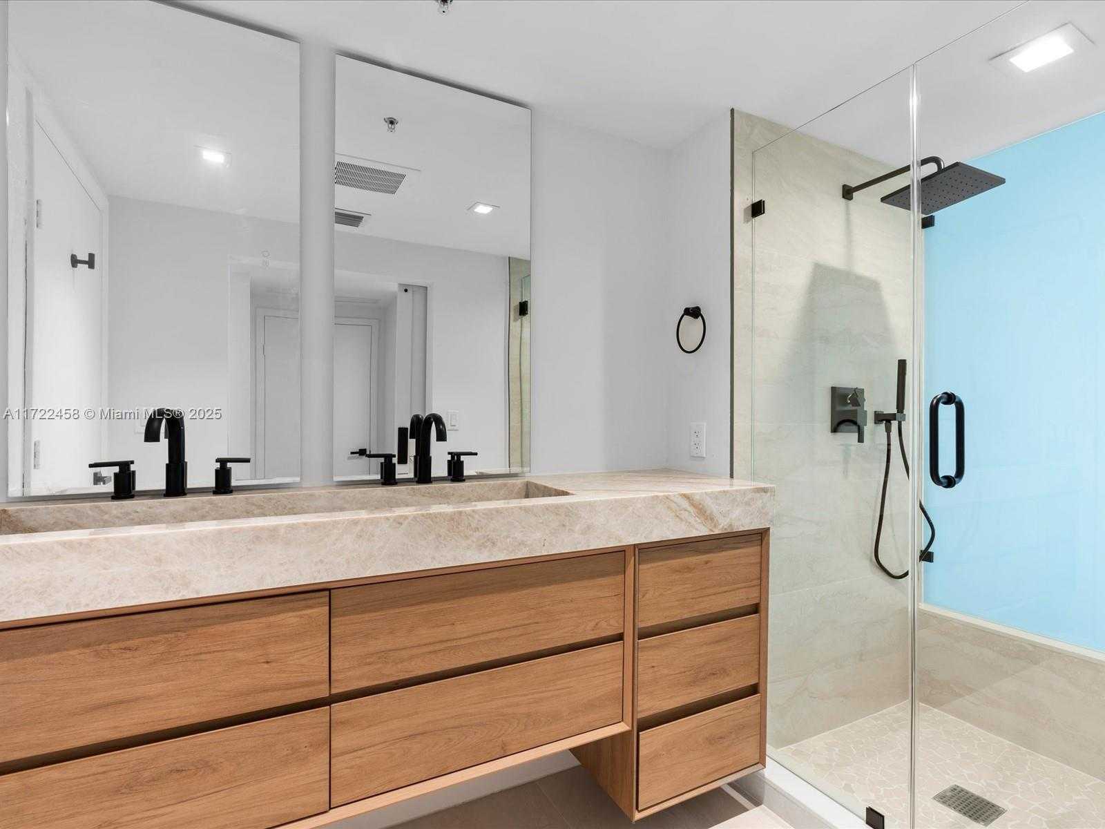 Small Image of 92 SOUTH WEST 3RD ST #704, Miami Number 40