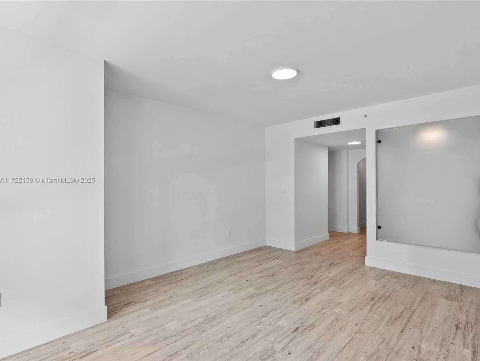 Small Image of 92 SOUTH WEST 3RD ST #704, Miami Number 45