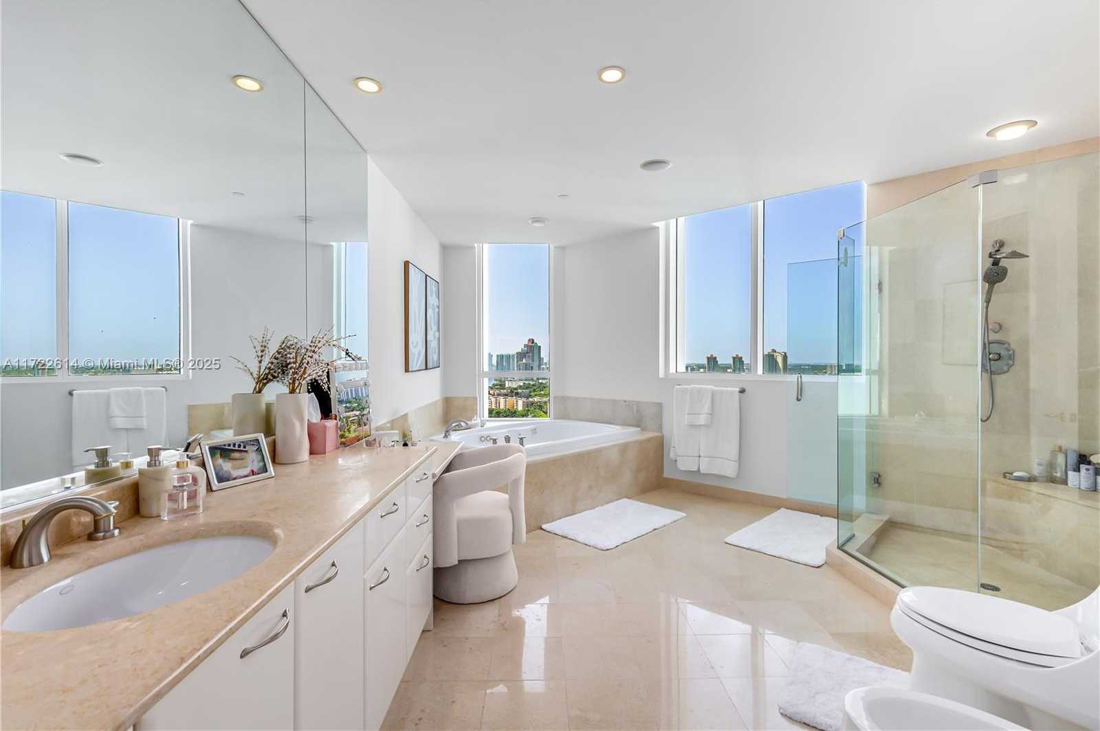 Small Image of 20155 NORTH EAST 38TH CT #2201, Aventura Number 16