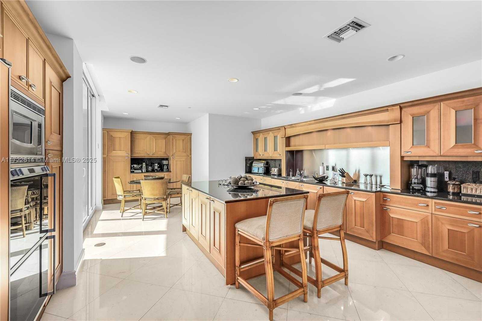 Small Image of 20155 NORTH EAST 38TH CT #2201, Aventura Number 4