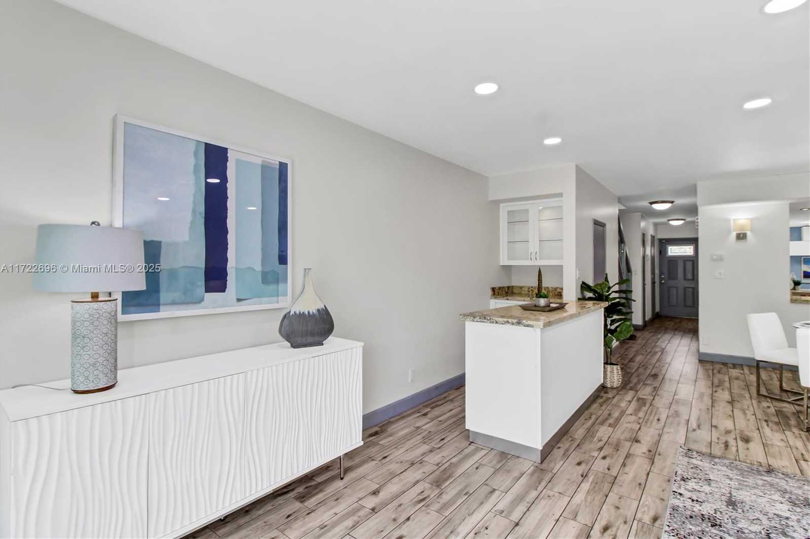 Small Image of 20416 NORTH EAST 34TH CT #17, Aventura Number 3