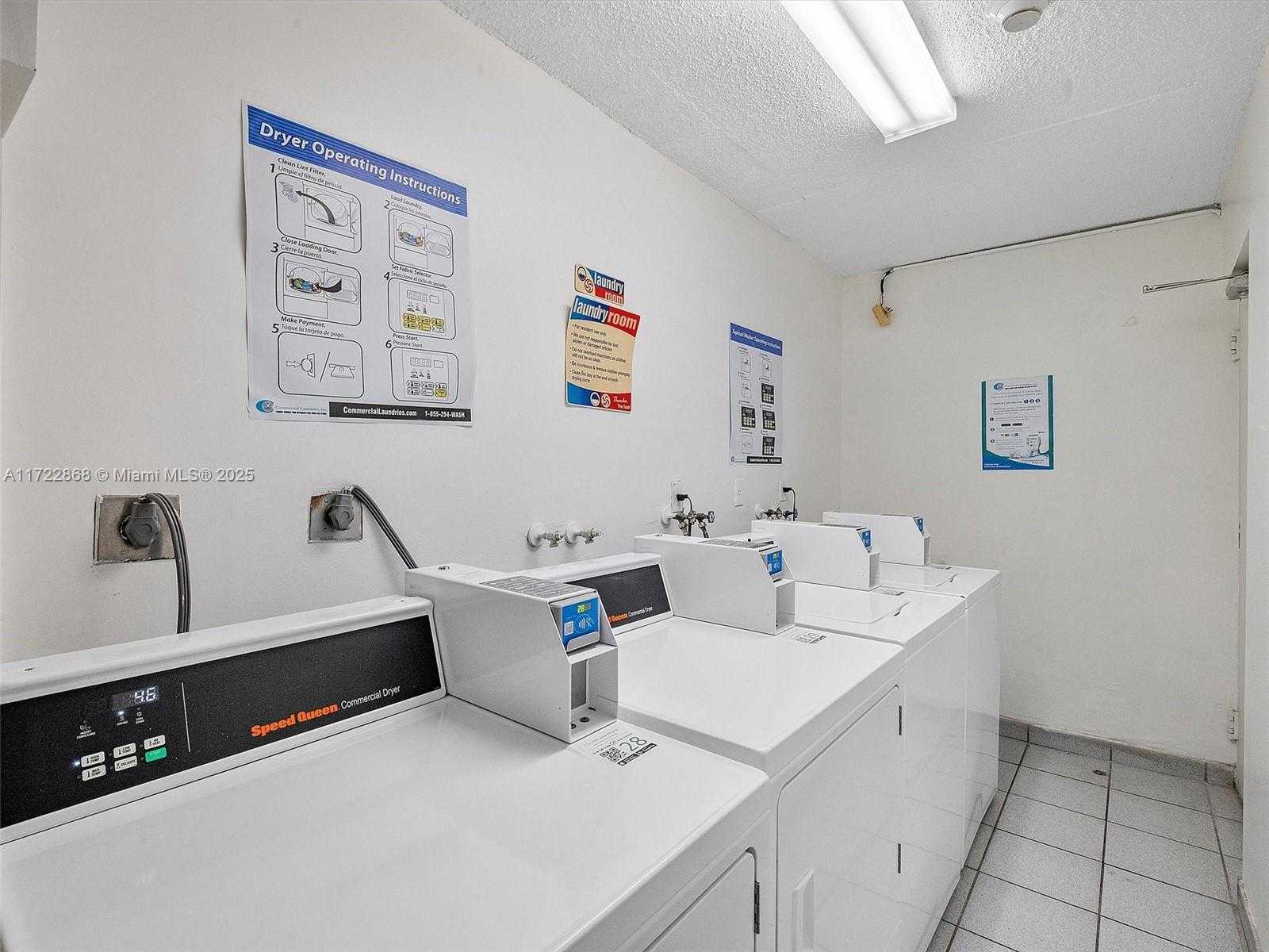 Small Image of 710 WASHINGTON AVE #315 (available July 31), Miami Beach Number 19