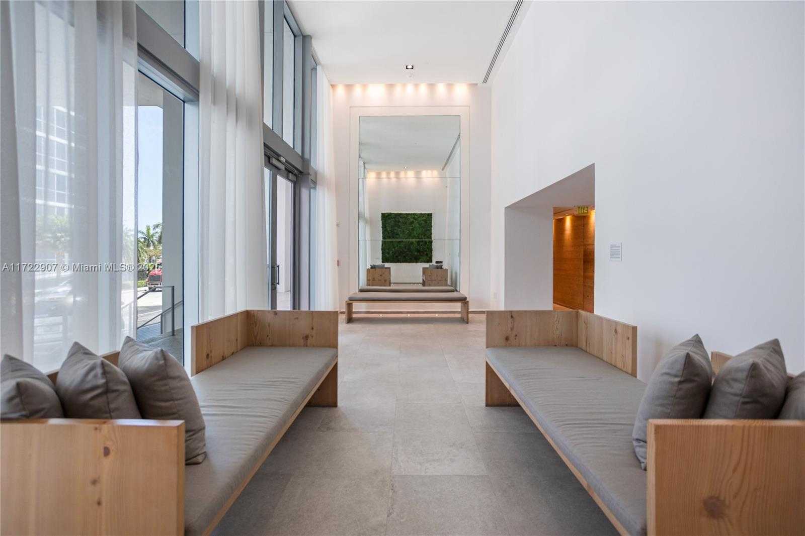 Small Image of 1040 BISCAYNE BLVD #2504, Miami Number 23