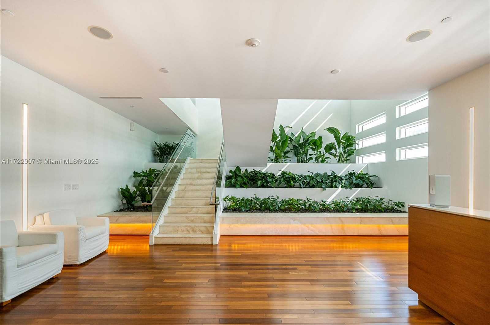 Small Image of 1040 BISCAYNE BLVD #2504, Miami Number 27