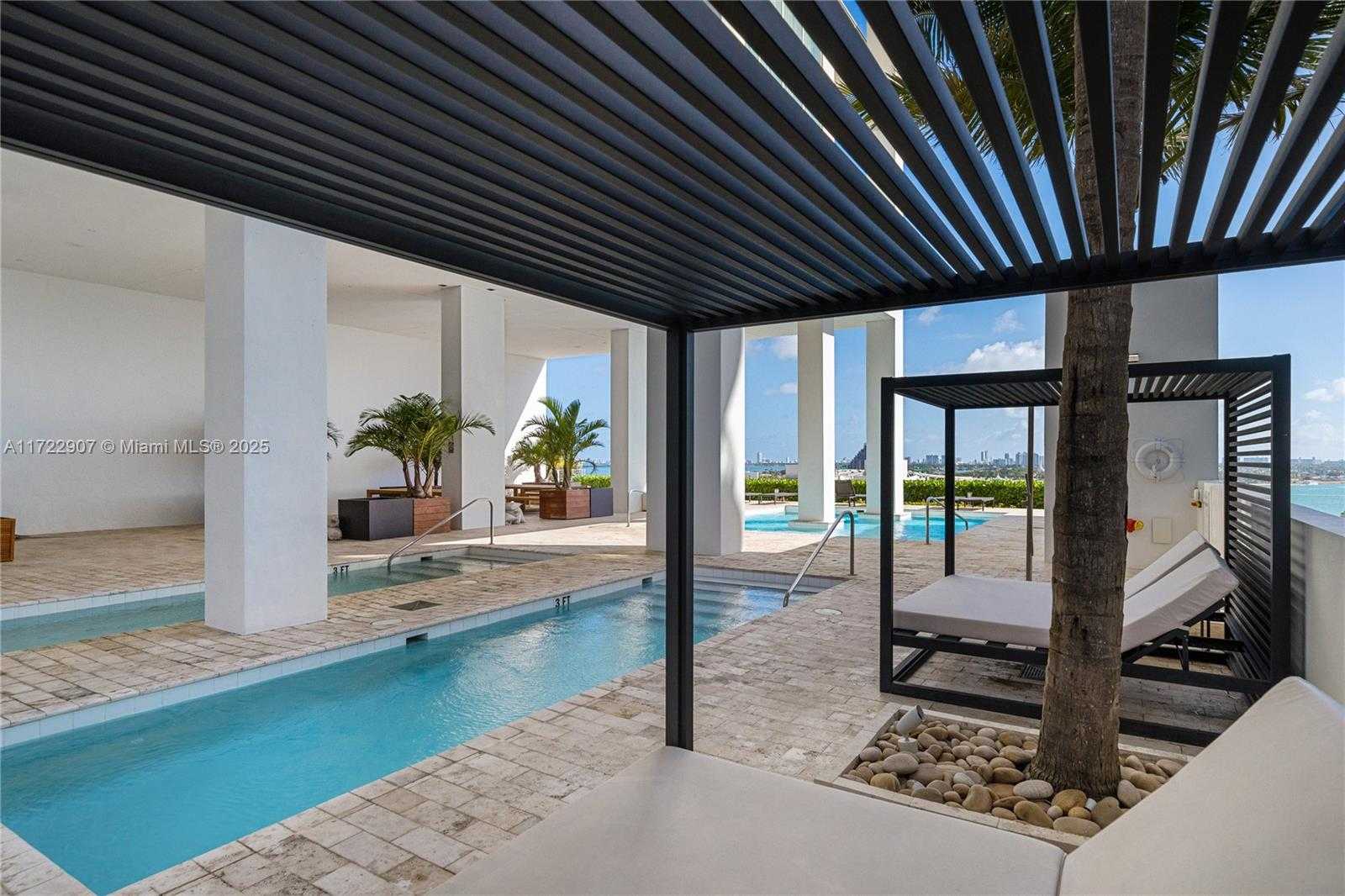 Small Image of 1040 BISCAYNE BLVD #2504, Miami Number 31