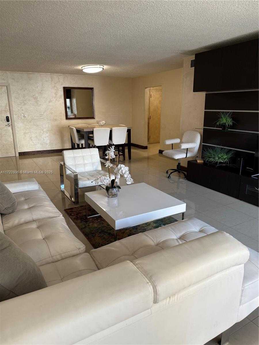 Small Image of 200 178TH DR #605, Sunny Isles Beach Number 3