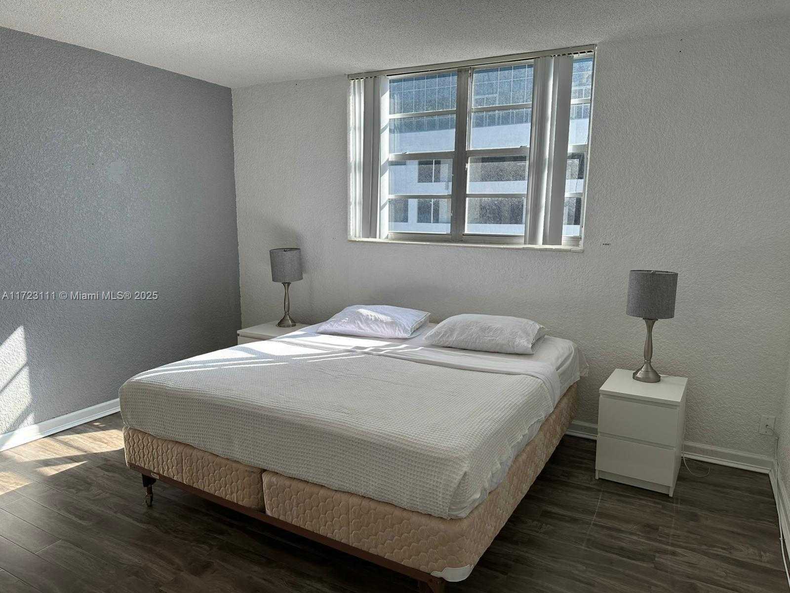 Small Image of 4001 SOUTH OCEAN DR #10D, Hollywood Number 12