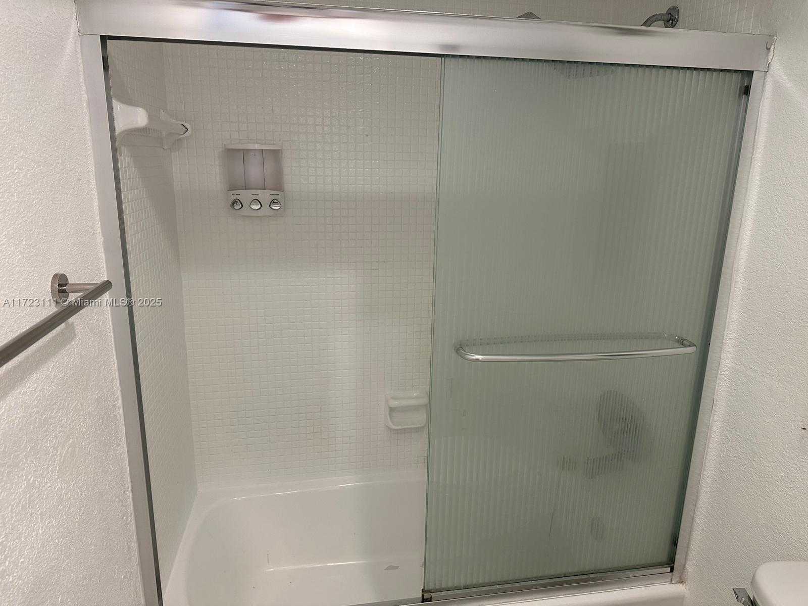 Small Image of 4001 SOUTH OCEAN DR #10D, Hollywood Number 18