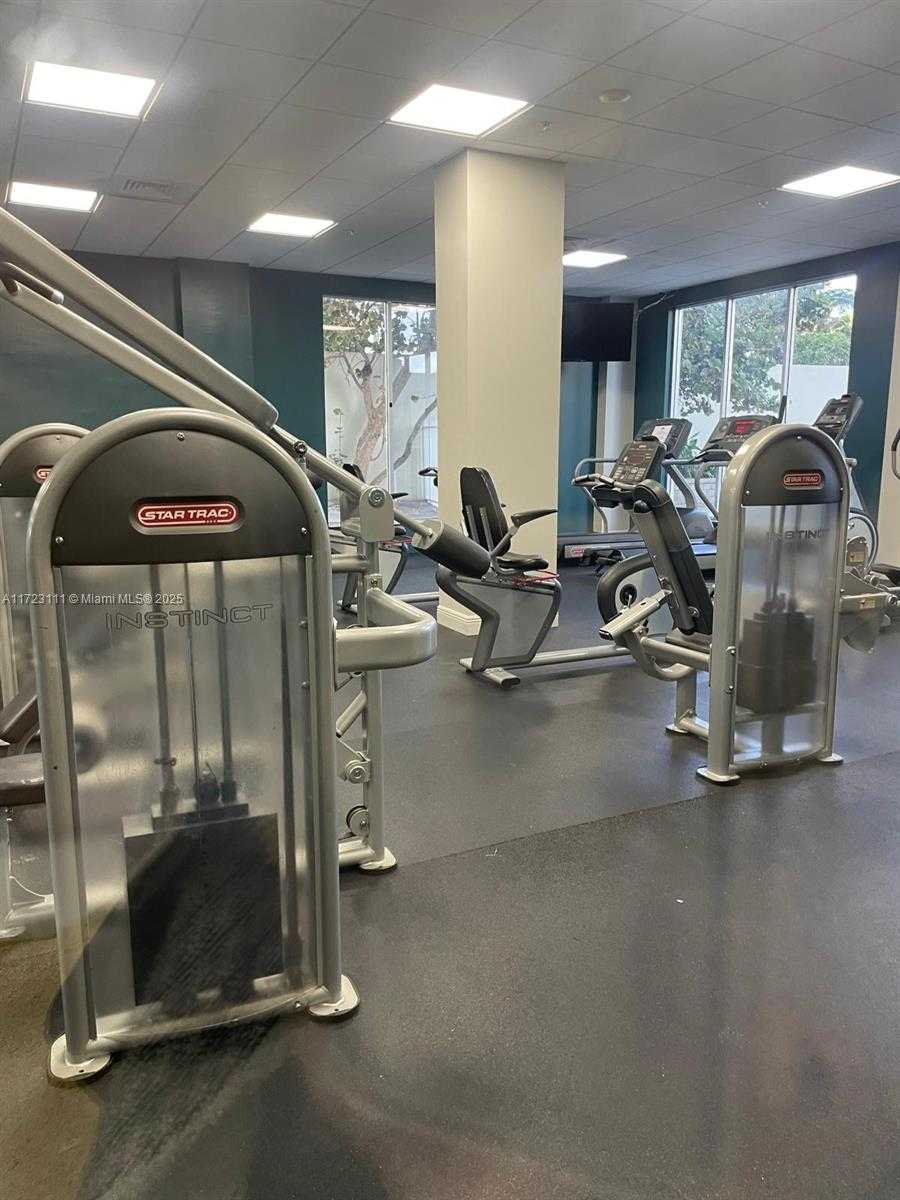 Small Image of 4001 SOUTH OCEAN DR #10D, Hollywood Number 23