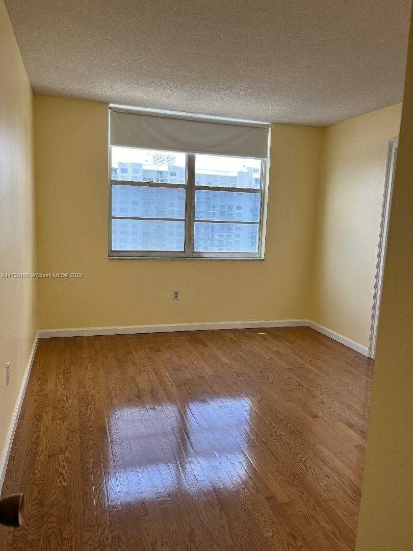 Small Image of 2851 NORTH EAST 183RD ST #1714E, Aventura Number 15