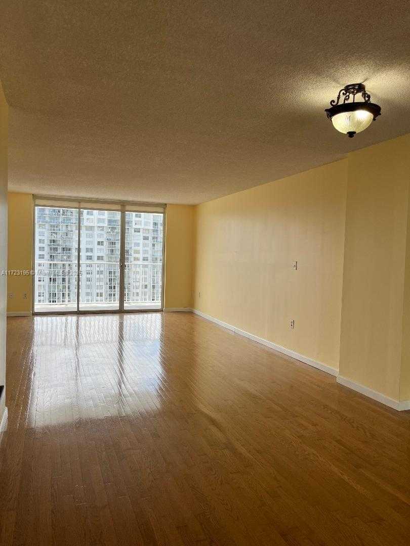 Small Image of 2851 NORTH EAST 183RD ST #1714E, Aventura Number 5