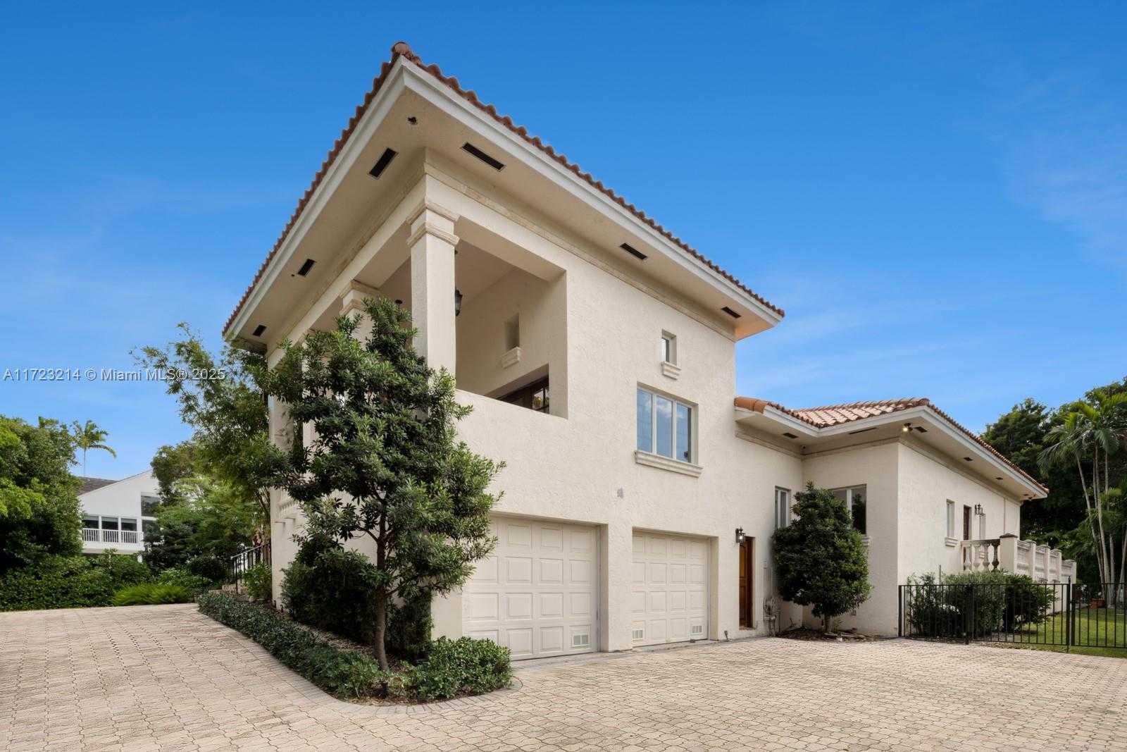 Small Image of 322 COSTA BRAVA CT, Coral Gables Number 3