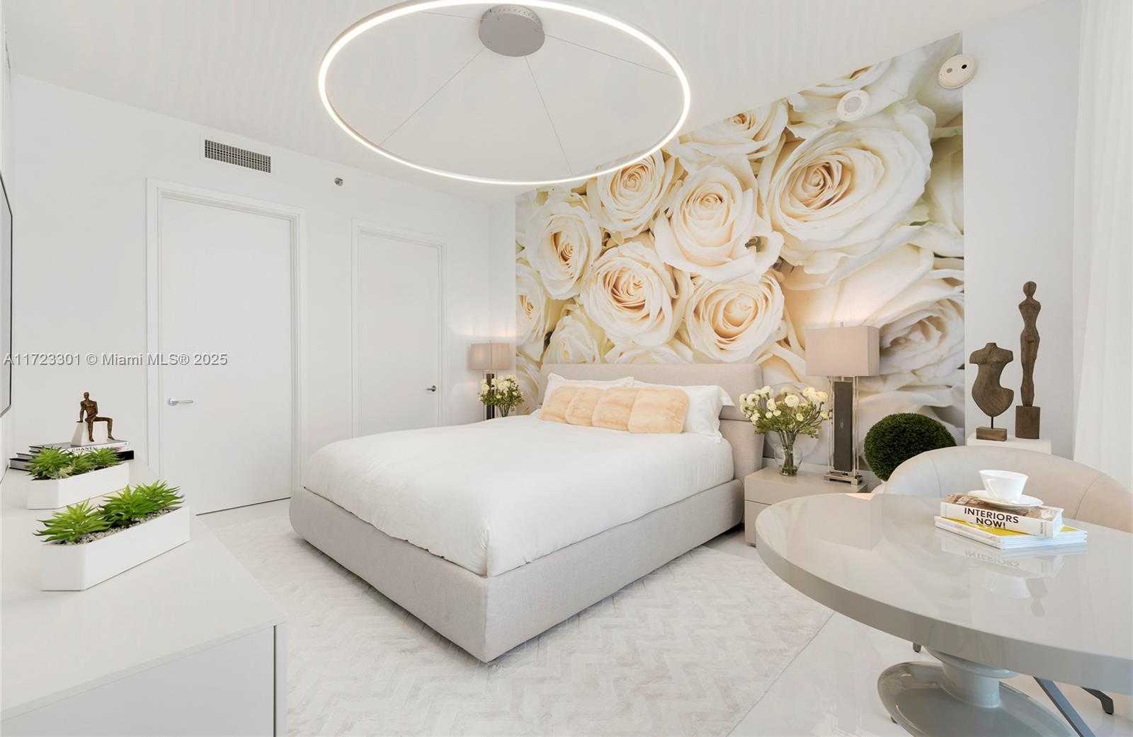 Small Image of 5959 COLLINS AVE #807, Miami Beach Number 14