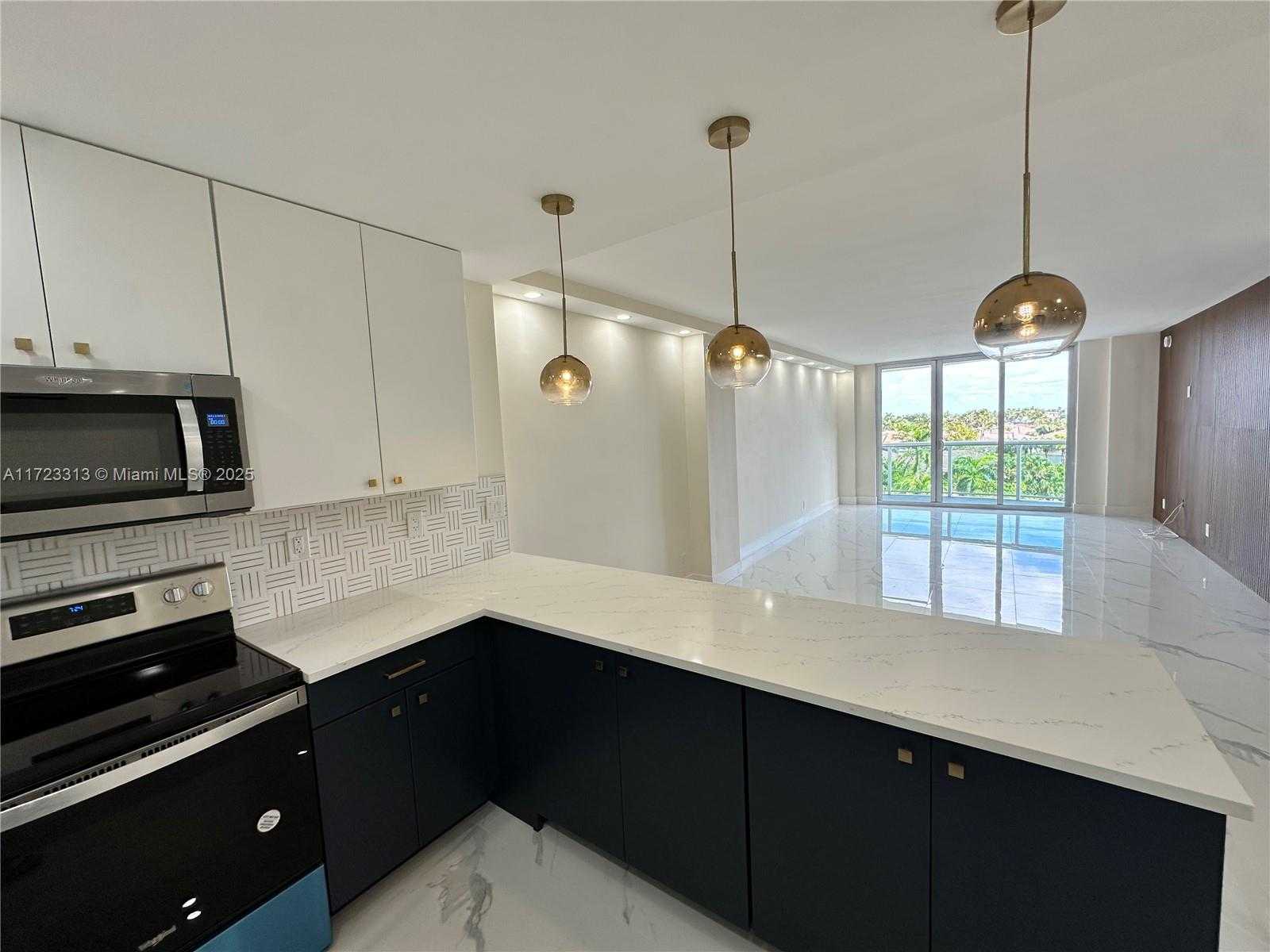 Small Image of 19380 COLLINS AVE #518, Sunny Isles Beach Number 6