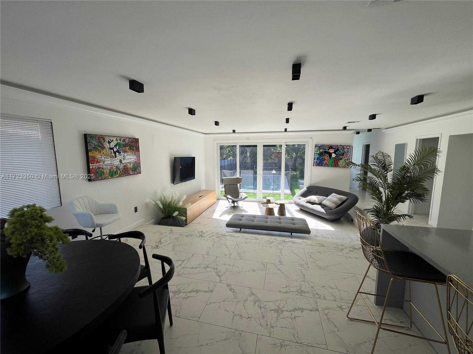 Small Image of 270 NORTH WEST 50TH, Miami Number 36