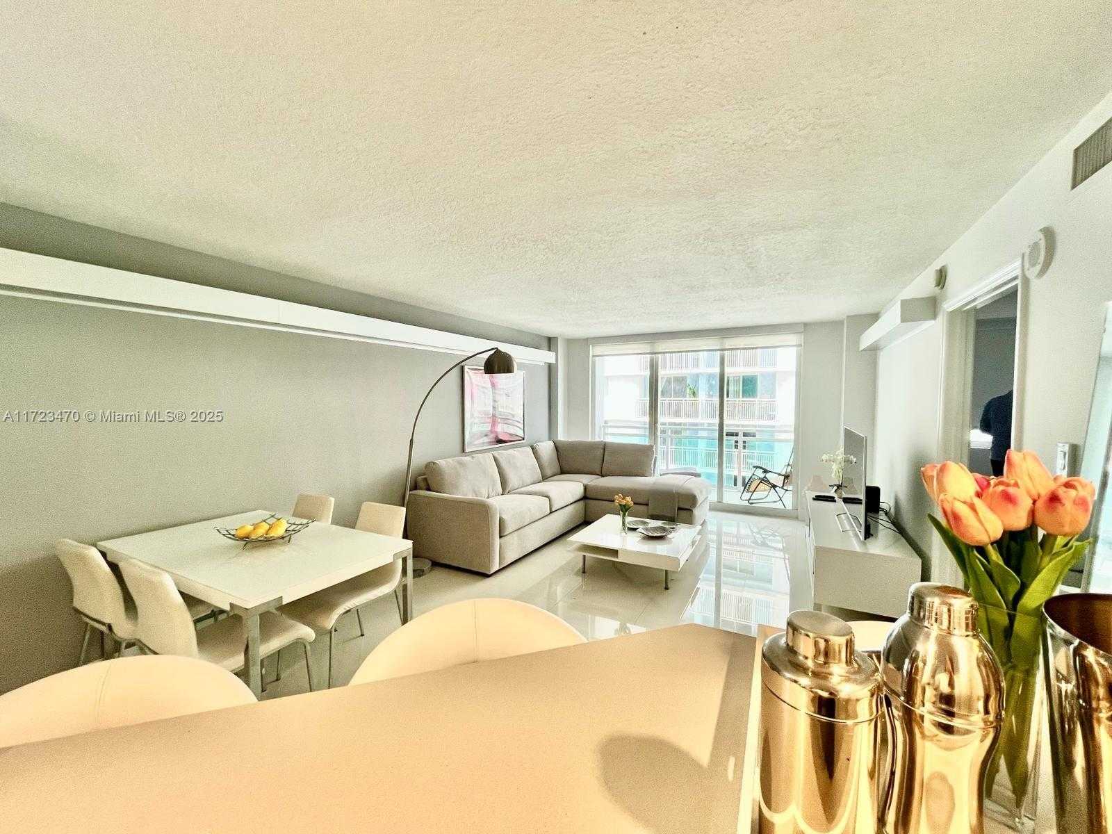 Small Image of 6917 COLLINS AVE #1206, Miami Beach Number 5