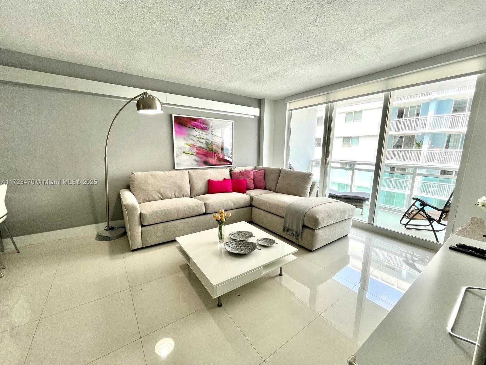Small Image of 6917 COLLINS AVE #1206, Miami Beach Number 7