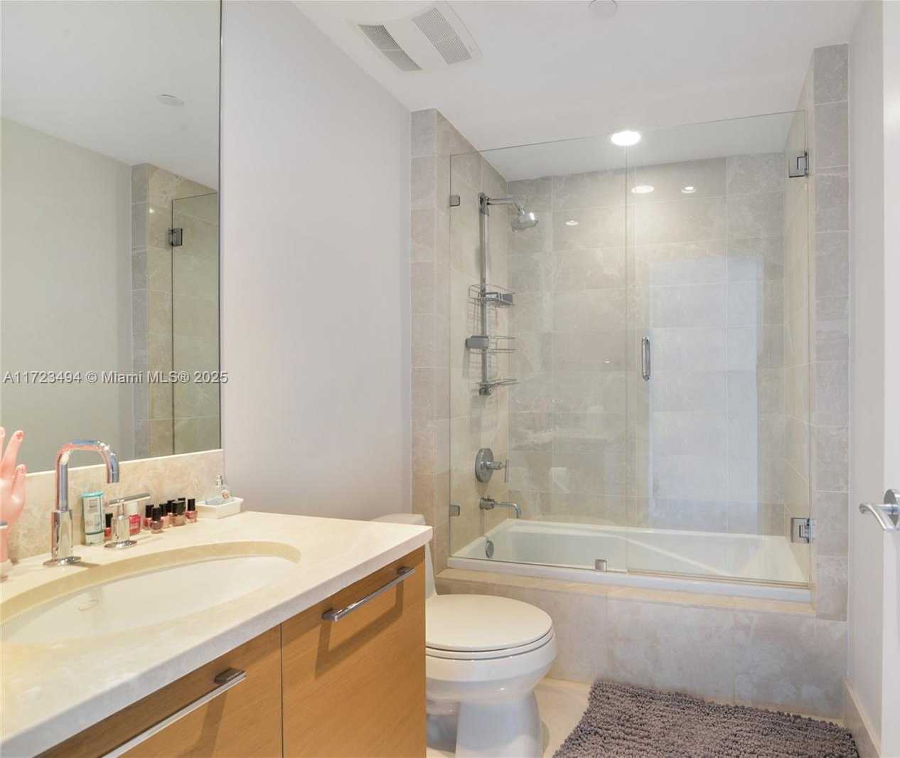 Small Image of 17001 COLLINS AVE #4101, Sunny Isles Beach Number 11