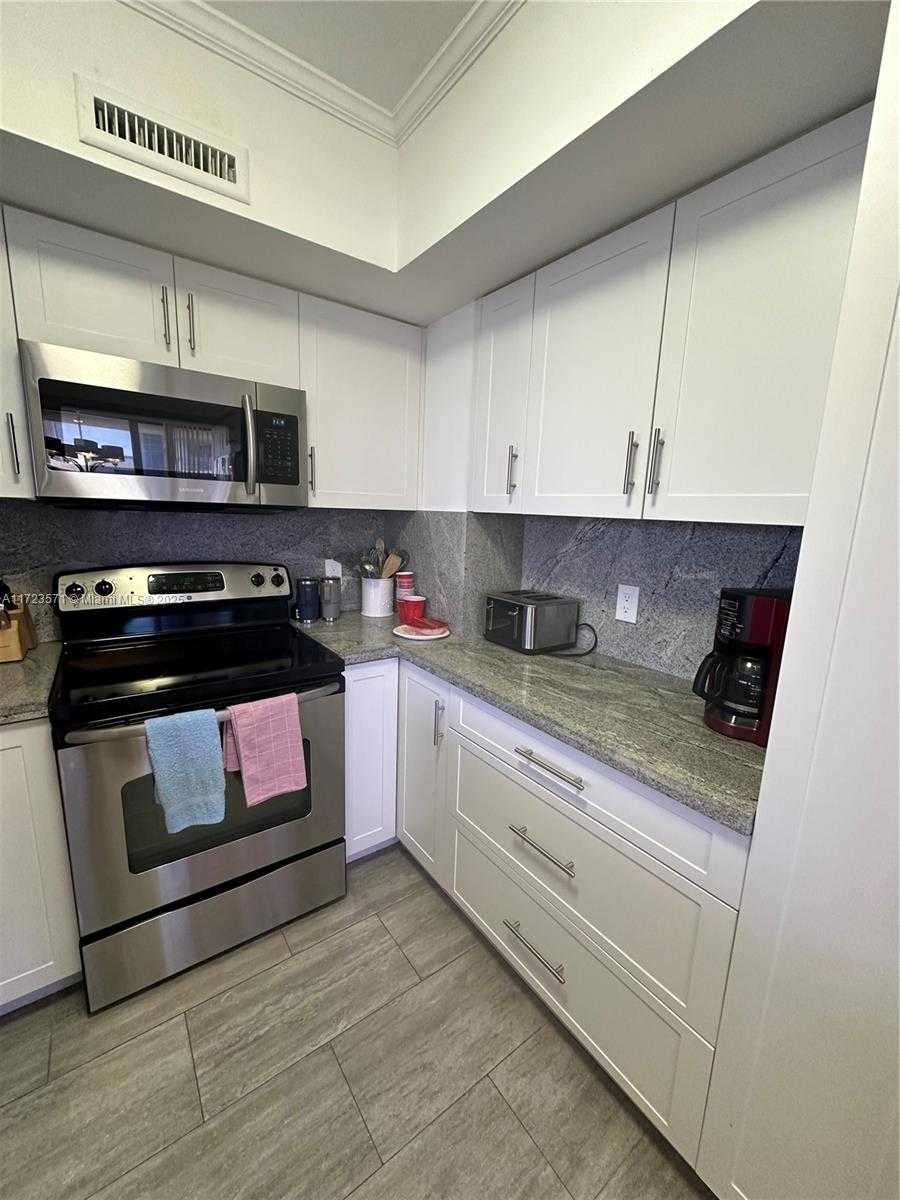 Small Image of 3505 SOUTH OCEAN DR #401, Hollywood Number 6