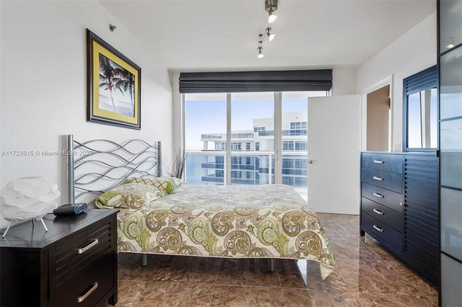 Small Image of 1830 SOUTH OCEAN DR #4406, Hallandale Beach Number 16
