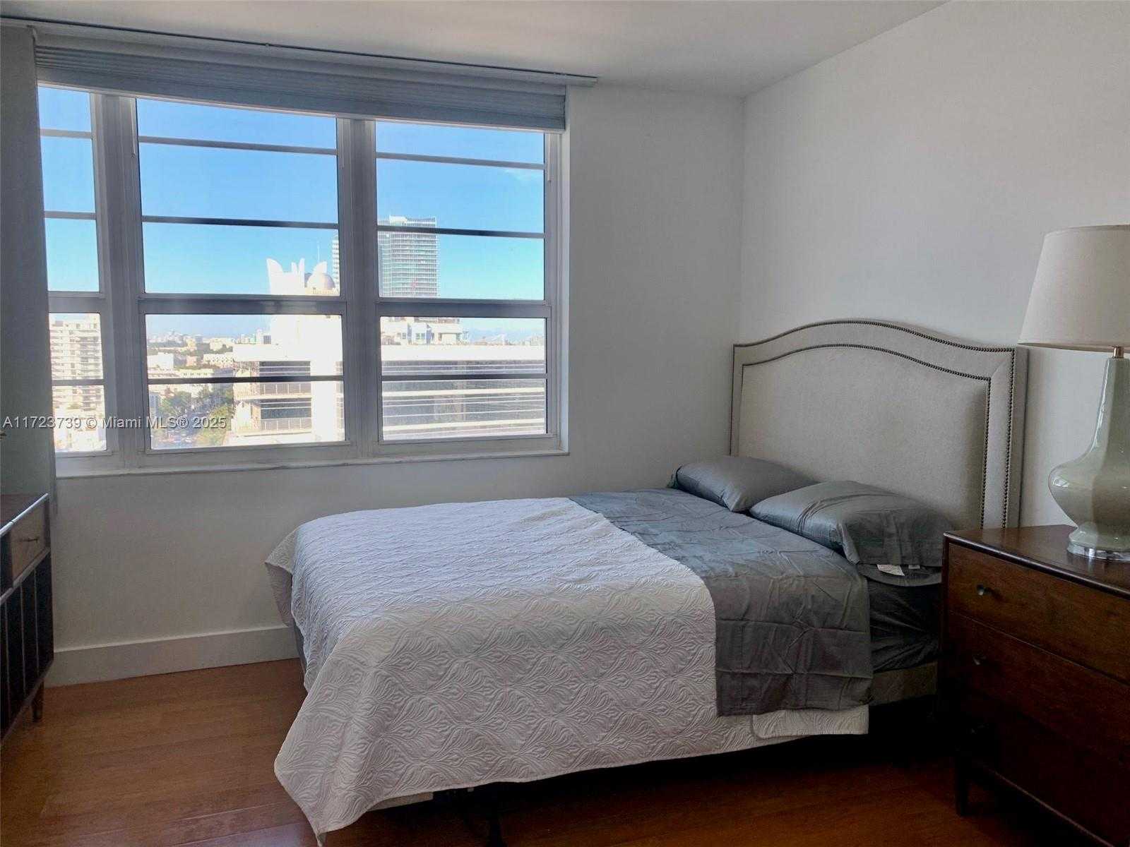 Small Image of 100 LINCOLN RD #1514A, Miami Beach Number 3