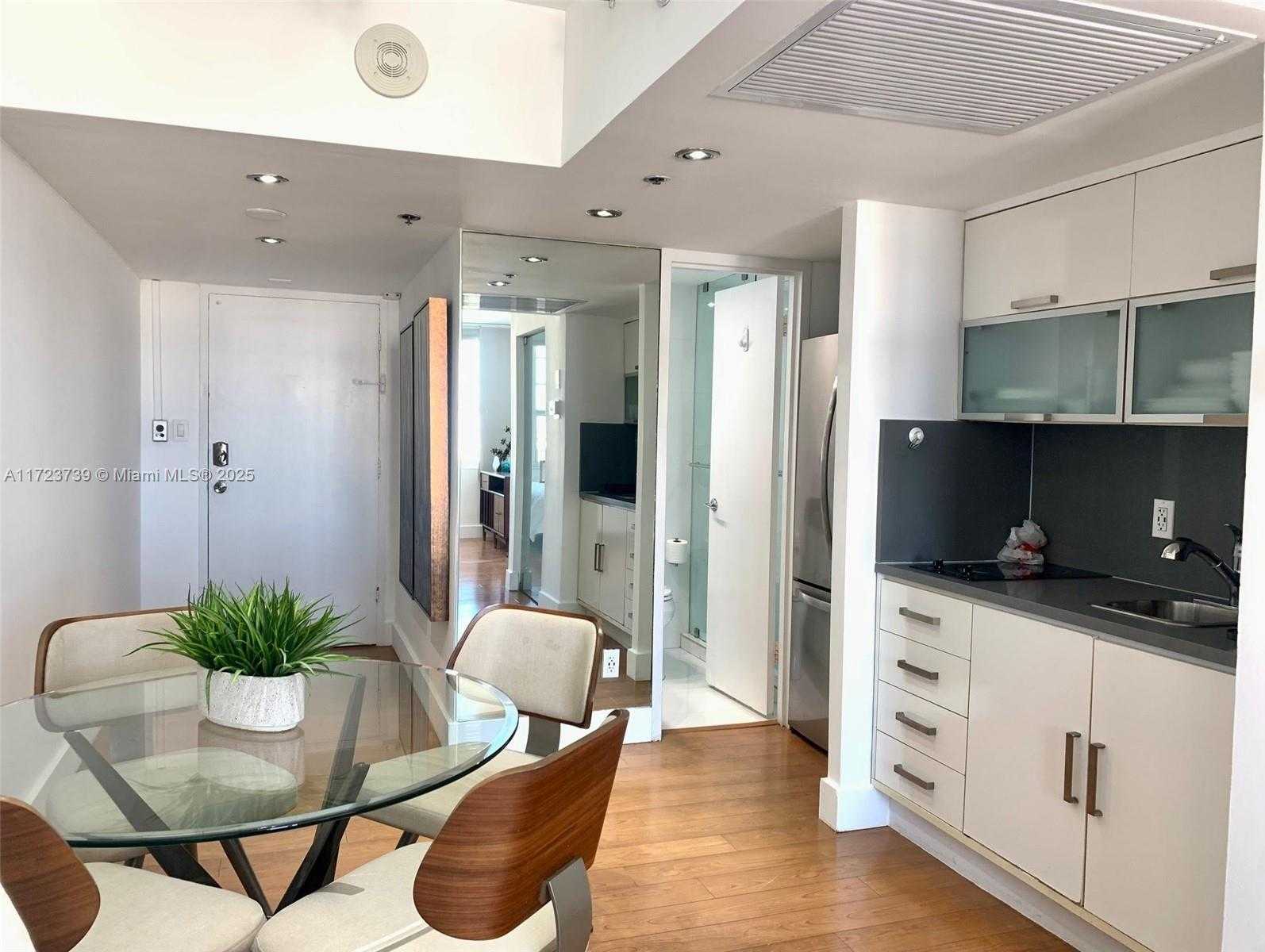 Small Image of 100 LINCOLN RD #1514A, Miami Beach Number 5