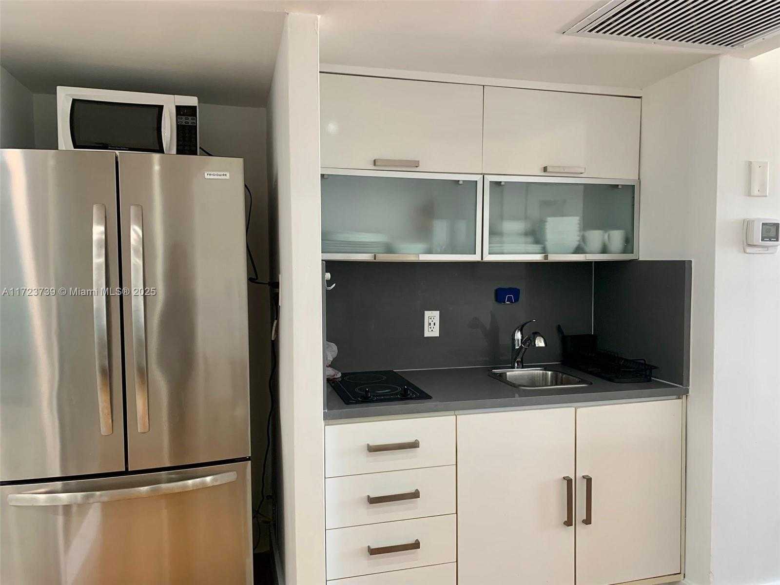 Small Image of 100 LINCOLN RD #1514A, Miami Beach Number 6