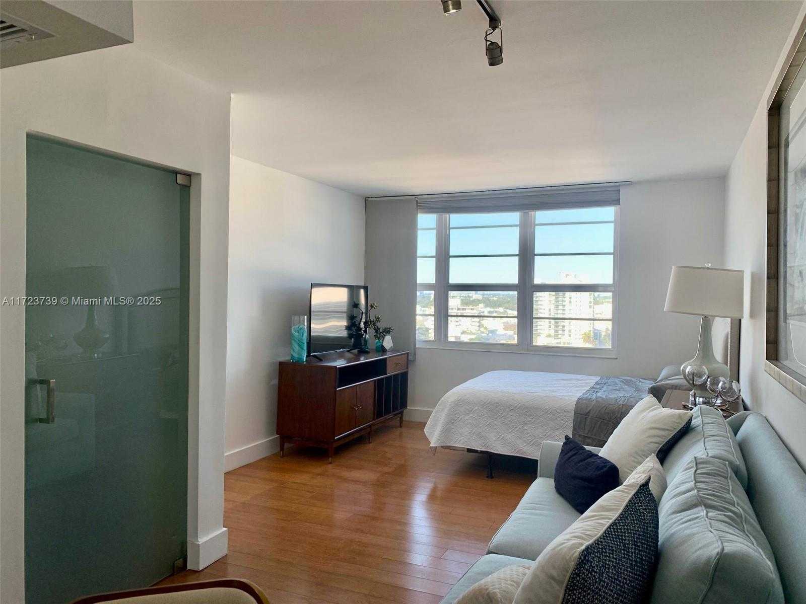 Small Image of 100 LINCOLN RD #1514A, Miami Beach Number 7