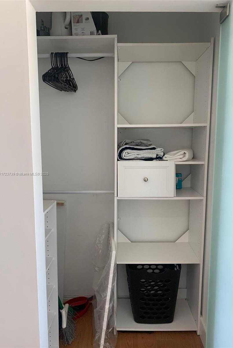 Small Image of 100 LINCOLN RD #1514A, Miami Beach Number 8
