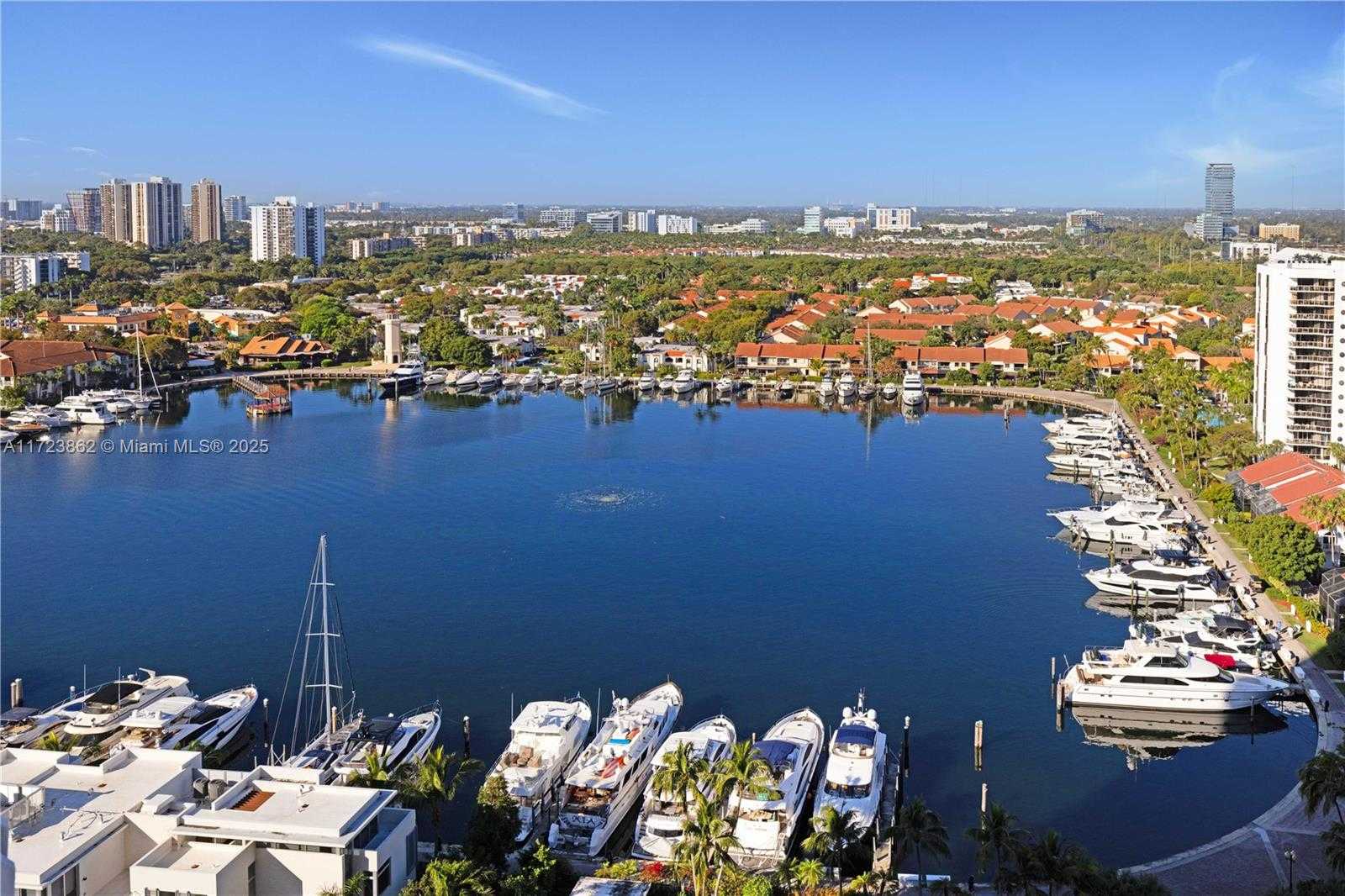 Small Image of 21055 YACHT CLUB DR #2104, Aventura Number 14