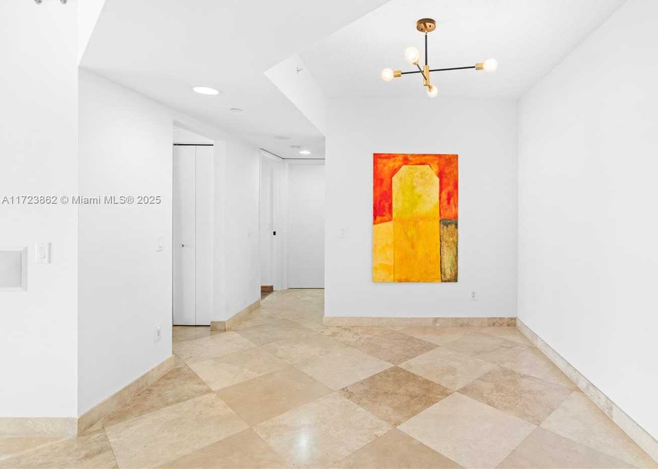 Small Image of 21055 YACHT CLUB DR #2104, Aventura Number 4